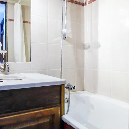 Grand Roc-4 By Interhome Apartmán *